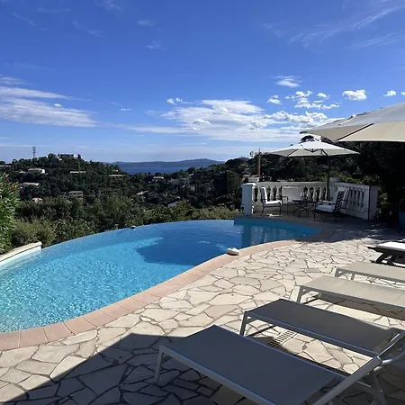 Avec Piscine Privee, Climatisation Et Parking Aux Issambres - Fr-1-768-4 빌라 레지상브르