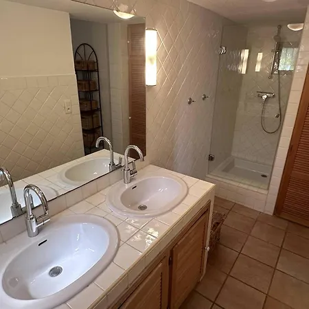 빌라 Avec Piscine Privee, Climatisation Et Parking Aux Issambres - Fr-1-768-4 *